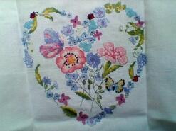 Cross stitch square for (Emergency Quilt) Hearts's quilt