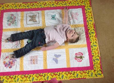 Photo of Scarlett Bs quilt
