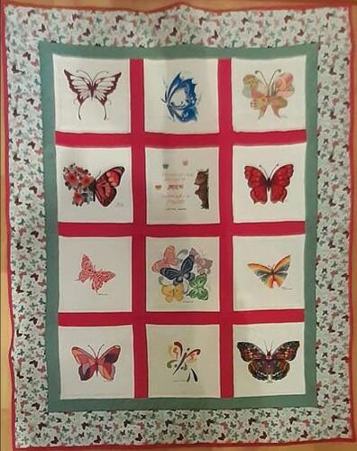 Photo of Annie Bs quilt