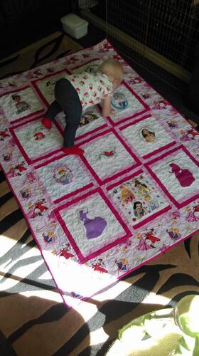Photo of Annabelle Fs quilt