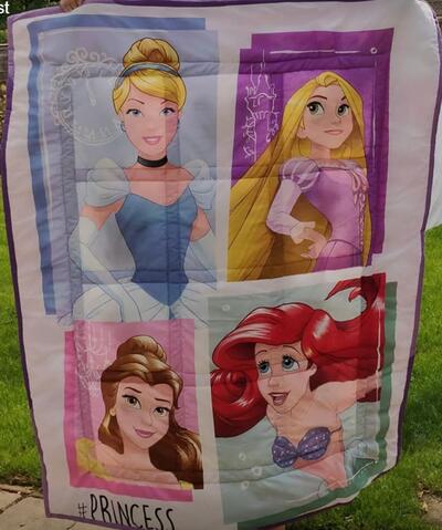 Photo of Naomi Ws quilt