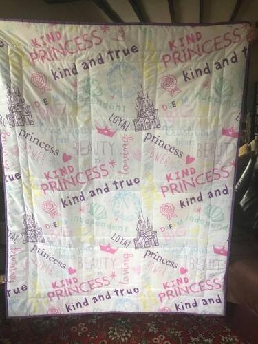 Photo of Holly Ss quilt