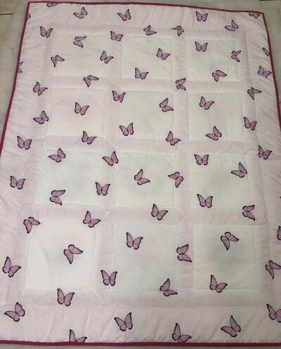 Photo of Layla Bs quilt