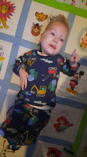 Photo of Theos quilt