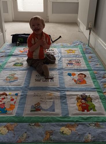 Photo of Marco Hs quilt