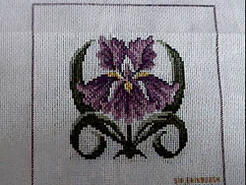 Cross stitch square for (*) (QUILTED) Flowers's quilt